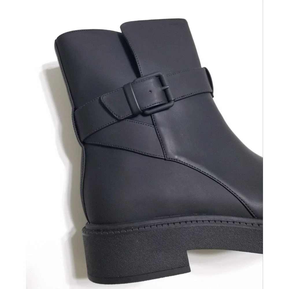 NIB Vince Kaelyn Leather Waterproof Moto Ankle Boots Black Buckle 9.5 $350